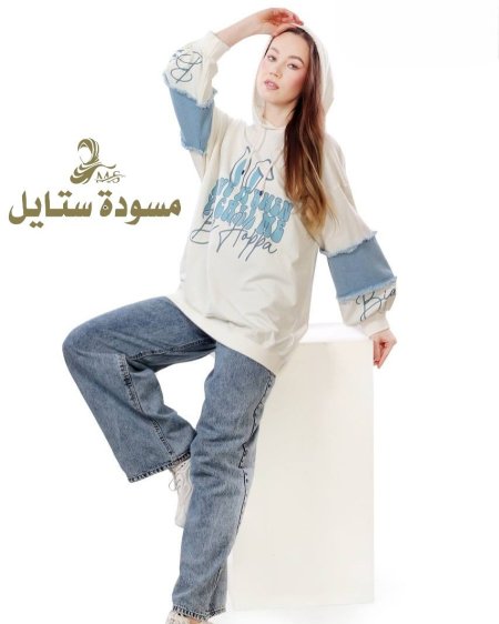 بلوزة قطن طويلة كم وصلة جينز