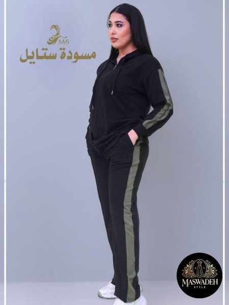 أسود